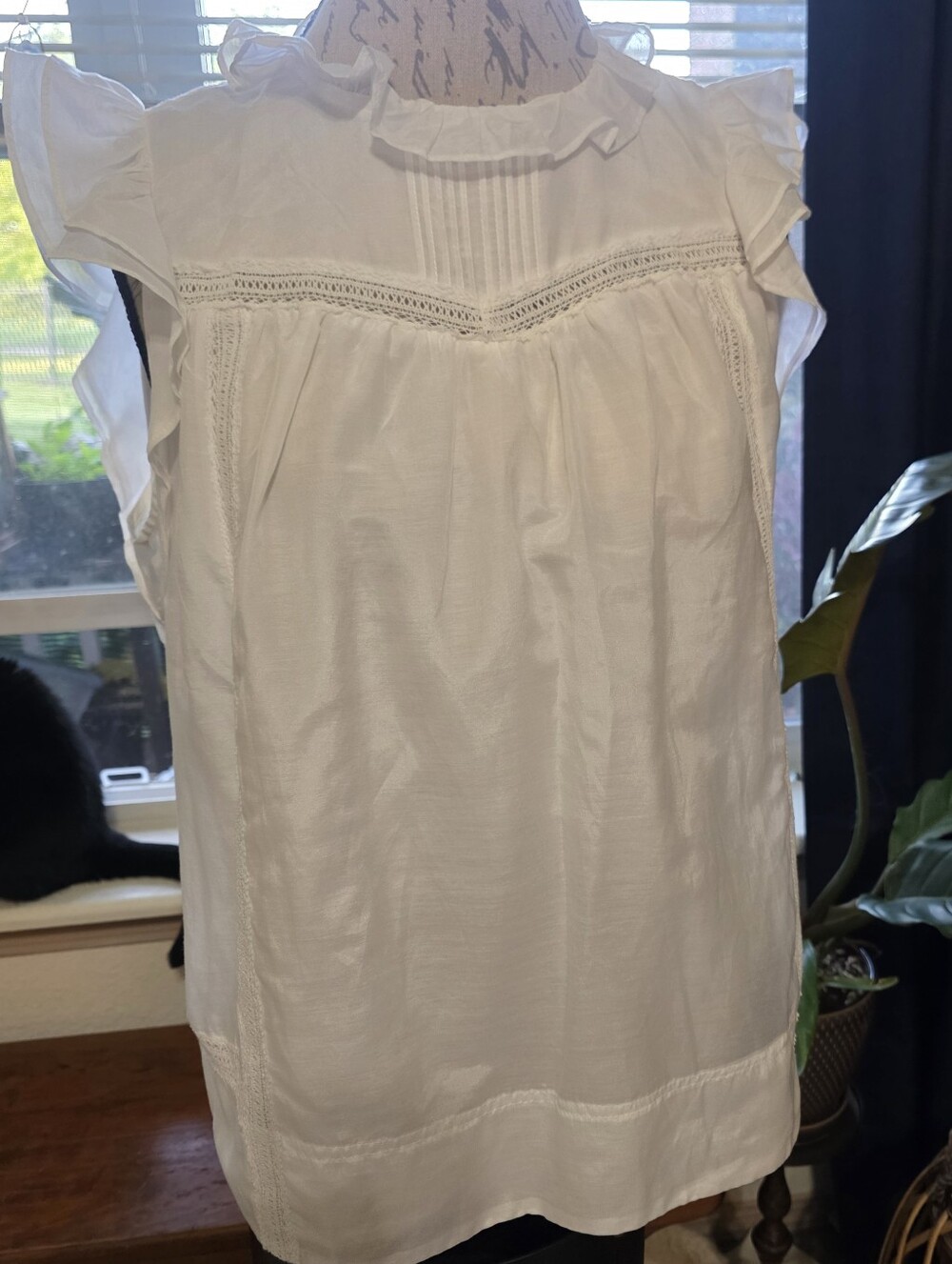 J.Crew Point Sur Pin-Tucked White Lace Flutter Ruffle Cotton Silk Top